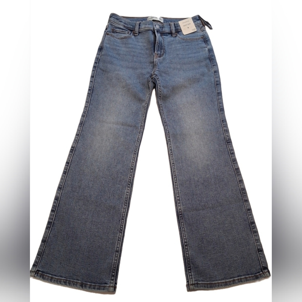 abercrombie kids Boot Cut Jeans in Medium Blue Wash Size 11/12